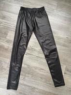 Zwarte legging met glans, maat 146/152, Ophalen of Verzenden, Zo goed als nieuw, Meisje, Broek