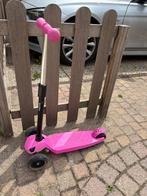 Roze step, drie wielen met lichtjes in de wielen, Fietsen en Brommers, Steps, Ophalen of Verzenden, Zo goed als nieuw, Gewone step