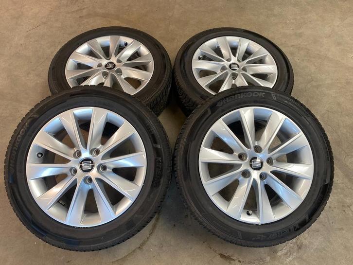 16 inch originele velgen + vierseizoenen banden Seat Leon 5F, Auto-onderdelen, Banden en Velgen, Banden en Velgen, All Season