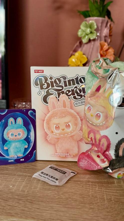 Originele Labubu Big Into Energy “Hope”, Kinderen en Baby's, Speelgoed | Knuffels en Pluche, Nieuw, Overige typen, Ophalen
