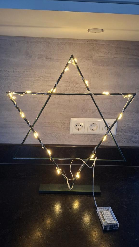 Decoratieve Ster met Verlichting, Huis en Inrichting, Lampen | Vloerlampen, Gebruikt, Kunststof, Metaal, Ophalen of Verzenden