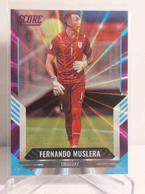 Muslera - Panini Score 22 - Purple Laser 4/15, Verzamelen, Sportartikelen en Voetbal, Zo goed als nieuw, Poster, Plaatje of Sticker