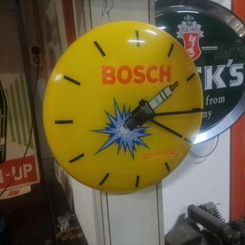 Bosch garage wandklok  beschikbaar voor biedingen