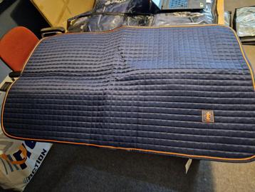 bucas therapy dog bed XL beschikbaar voor biedingen