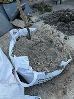Ongeveer halve bigbag straat zand. Gratis, Ophalen, Zo goed als nieuw, Ophoogzand