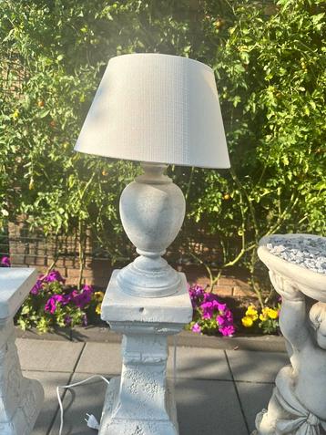 Tafellamp lampenkap lampenvoet lamp beschikbaar voor biedingen
