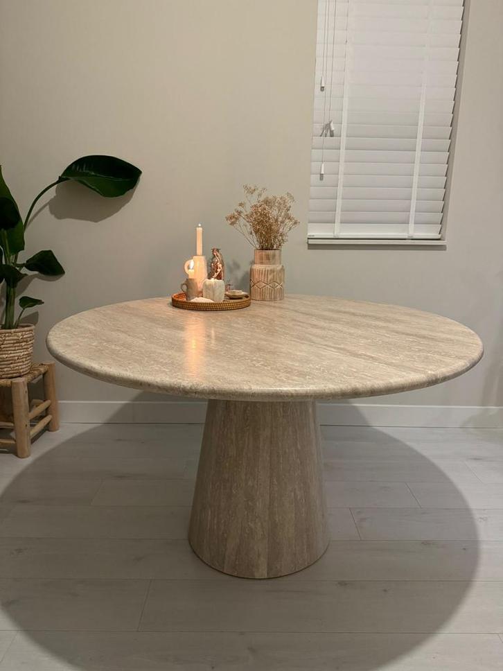Travertin Eettafel Rond - 120cm, Huis en Inrichting, Tafels | Eettafels, Nieuw, 100 tot 150 cm, 100 tot 150 cm, Vier personen