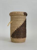 Handgemaakte Rotan Opbergmand met Deksel, Huis en Inrichting, Woonaccessoires | Kisten, Ophalen of Verzenden, Zo goed als nieuw