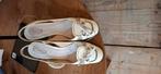 Vintage Tod's slingbacks maat 39.5, Kleding | Dames, Schoenen, Schoenen met lage hakken, Beige, Ophalen of Verzenden, Gedragen