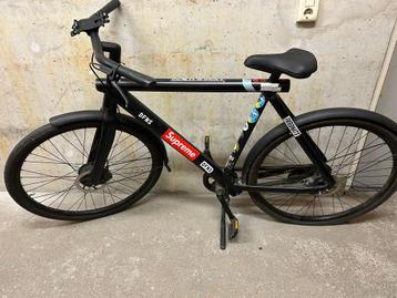 VanMoof S3 Dark (2022) – defect – met oplader beschikbaar voor biedingen