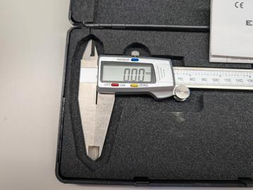 Digital schuifmaat 300mm. Werkelijk nieuw. beschikbaar voor biedingen