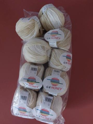 G.B. Honey 9 bollen. Haak/breigaren. beschikbaar voor biedingen