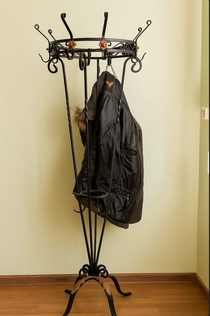 Smeedijzeren Kapstok, Huis en Inrichting, Woonaccessoires | Kapstokken, Zo goed als nieuw, Staande kapstok, 150 tot 200 cm, Metaal