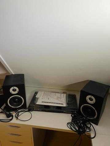 Pioneer Set Ddj-400 / berschermkap / 2x Devine MR-5a speaker beschikbaar voor biedingen