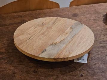 Houten Onderzetter. Plateau beschikbaar voor biedingen
