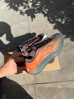 Yeezy “copperfade” 43 1/3, Kleding | Heren, Schoenen, Ophalen of Verzenden, Nieuw