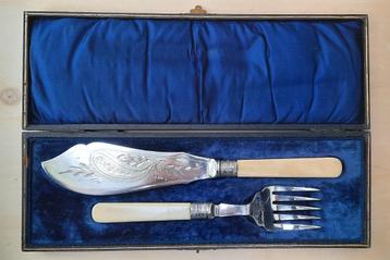 Vismes & Vork - Edwardiaans verzilverd groot vismes en vork  beschikbaar voor biedingen