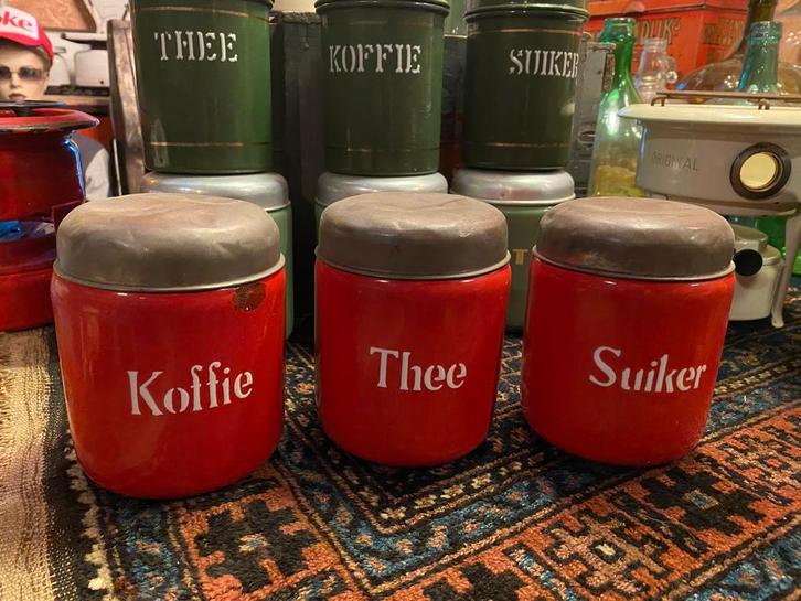 Rood emaille koffie thee suiker bussen, Antiek en Kunst, Antiek | Emaille, Ophalen of Verzenden