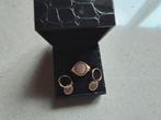 MI Moneda, oorringetjes en zegelring, Ophalen of Verzenden, Goud, Overige materialen