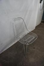 Vitra Eames Wire chair DKR stoel, Huis en Inrichting, Stoelen, Ophalen, Gebruikt, Overige kleuren, Metaal
