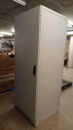Patchkast, Computers en Software, Serverkasten, Ophalen, Zo goed als nieuw, Plaatstaal