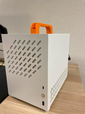 Mini ITX - Gaming PC - RTX 4060, i5-12490F, 32GB DDR5 beschikbaar voor biedingen