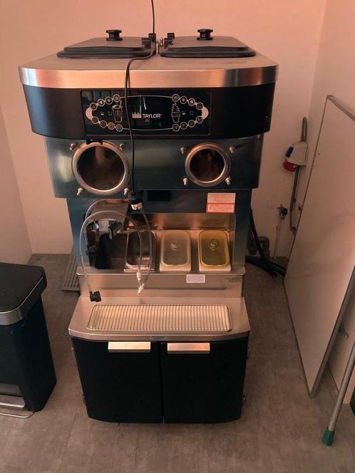 Soft ijsmachine, Witgoed en Apparatuur, IJsmachines, Gebruikt, Zelfvriezend, Ophalen