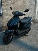 Piaggio fly 4t2v, Fietsen en Brommers, Scooters | Piaggio, Ophalen, Gebruikt, Benzine, Fly