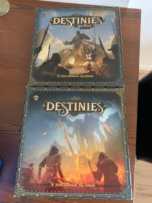 Destinies bordspel, lijkt op combinatie Kolonisten en Andor, Hobby en Vrije tijd, Gezelschapsspellen | Bordspellen, Zo goed als nieuw