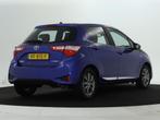 Toyota Yaris 1.5 Hybrid Executive (bj 2017, automaat), 12 maanden, Gebruikt, 4 cilinders, Blauw