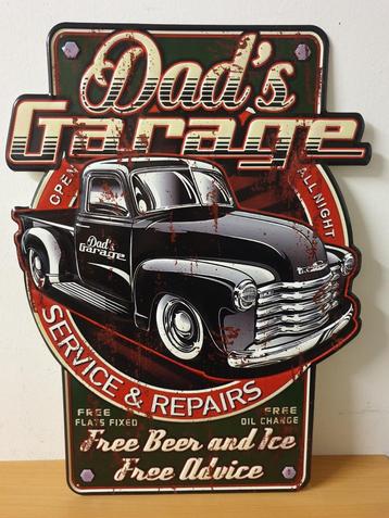 Dad's Garage service and repairs reclamebord van metaal deco beschikbaar voor biedingen