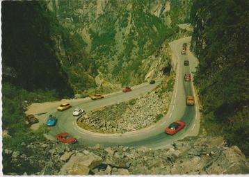 Noorwegen , Måbødalen met auto's  beschikbaar voor biedingen