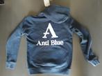 Mooie marine blauwe hoodie. Anti blue, maat M., Ophalen of Verzenden, Zo goed als nieuw, Blauw