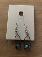 Oorbellen Hema, Sieraden, Tassen en Uiterlijk, Oorbellen, Overige materialen, Hangers, Blauw, Nieuw