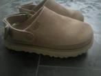 Ugg Goldenstar Instappers - Beige, Ophalen of Verzenden, Gedragen, Beige, Instappers