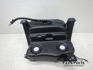 VW Passat 3G B8 Adblue Tank 3Q0131877D beschikbaar voor biedingen