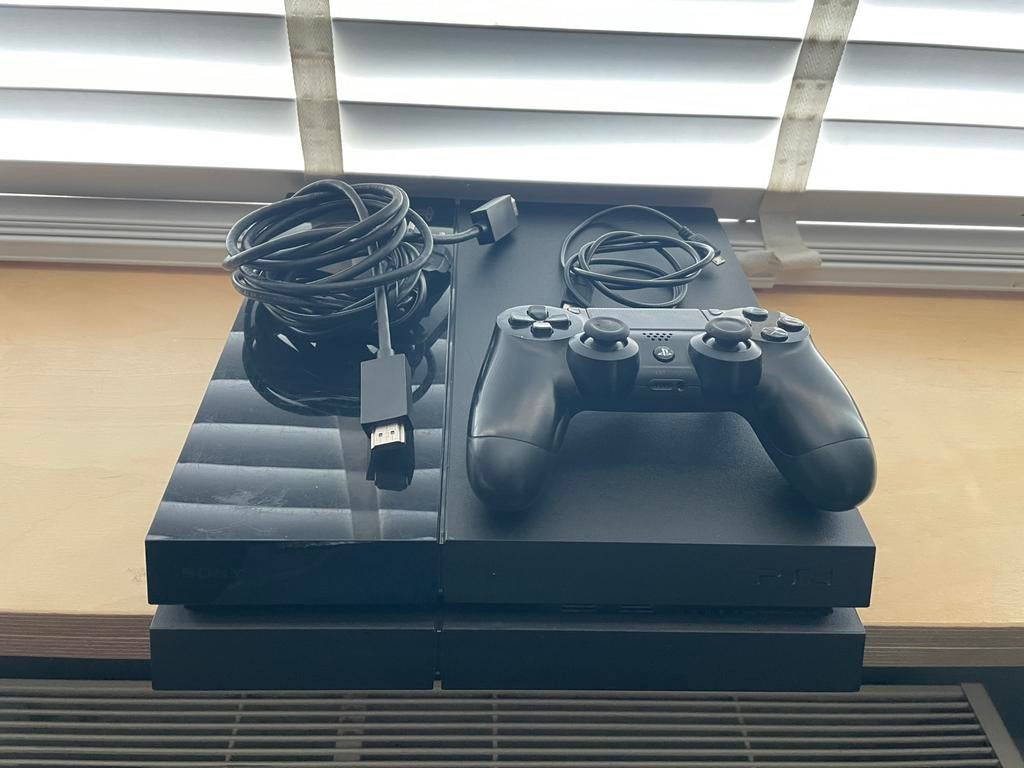 Playstation 4 met controller, Spelcomputers en Games, Spelcomputers | Sony PlayStation 4, Gebruikt, Original, Met 1 controller