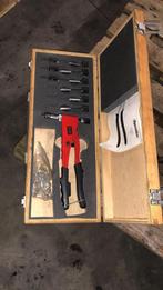 Klink nagel tang, Ophalen of Verzenden, Zo goed als nieuw