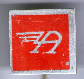 Austin rood op aluminium auto speldje ( A_066a ) beschikbaar voor biedingen