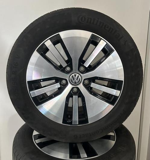 Zomerbanden met originele Volkswagen velgen – In topstaat!, Auto-onderdelen, Banden en Velgen, Zomerbanden, 17 inch, 215 mm, Ophalen