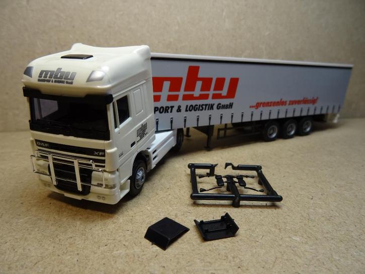 AWM 1:87, DAF XF 105-SSC Gordijn-Oplegger, OVP, Zie Foto`s, Hobby en Vrije tijd, Modelauto's | 1:87, Zo goed als nieuw, Bus of Vrachtwagen