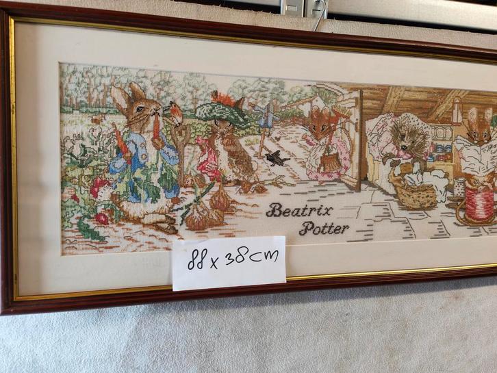 Beatrix Potter Borduurwerk Ingelijst, Antiek en Kunst, Curiosa en Brocante, Ophalen of Verzenden