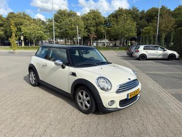 Mini Mini 1.6 One Kite White beschikbaar voor biedingen