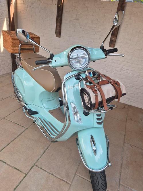 Vespa Primavera Pic Nic Limited Edition 2023 533KM, Fietsen en Brommers, Scooters | Vespa, Zo goed als nieuw, Overige modellen