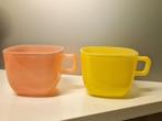 Vintage Arcopal Mokken Oranje & Geel Zeldzaam Retro Servies, Huis en Inrichting, Keuken | Servies, Ophalen of Verzenden, Glas