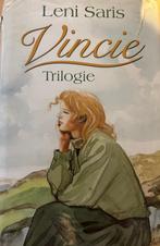 Leni Saris - Vincie Trilogie, Ophalen of Verzenden, Gelezen