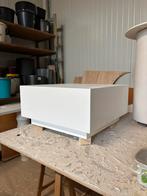 Vierkante salontafel burgundy high gloss, Huis en Inrichting, Ophalen, Japandi, 50 tot 75 cm, Tables by Leon