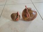 2 stenen kippetjes, groot en klein, Huis en Inrichting, Woonaccessoires | Overige, Ophalen, Zo goed als nieuw