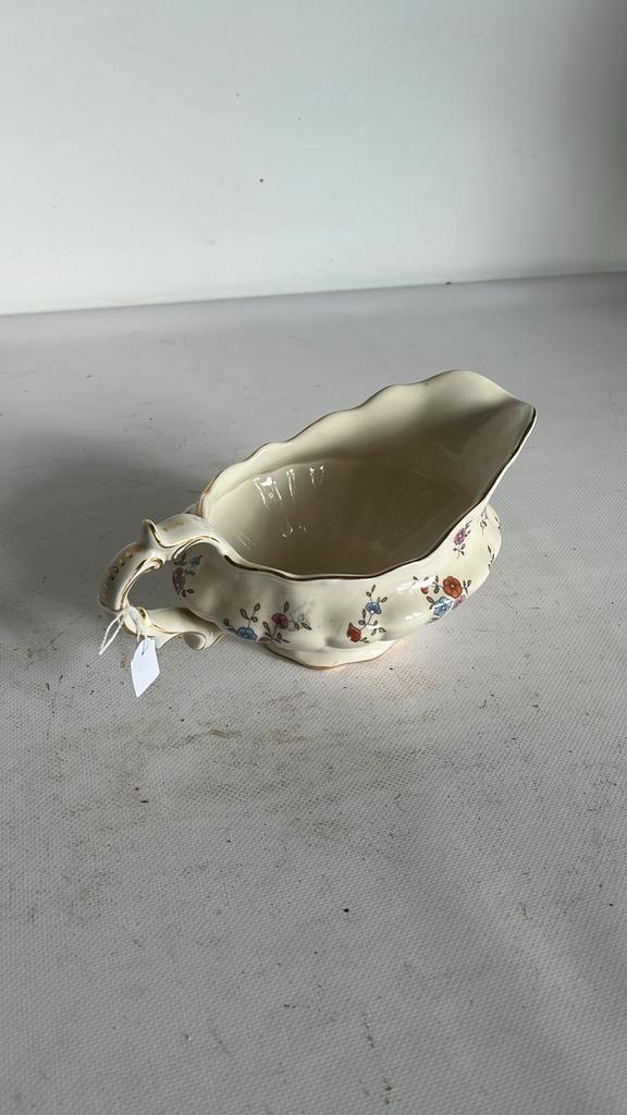 Porseleinen sauskom, Antiek en Kunst, Antiek | Schalen, Ophalen of Verzenden