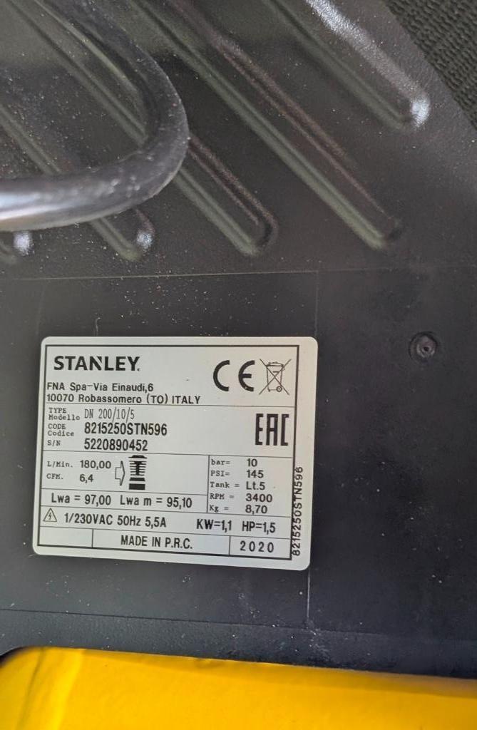 Compressor  Stanley, Doe-het-zelf en Verbouw, Compressors, Zo goed als nieuw, 10 bar of meer, Minder dan 25 liter, Minder dan 200 liter/min